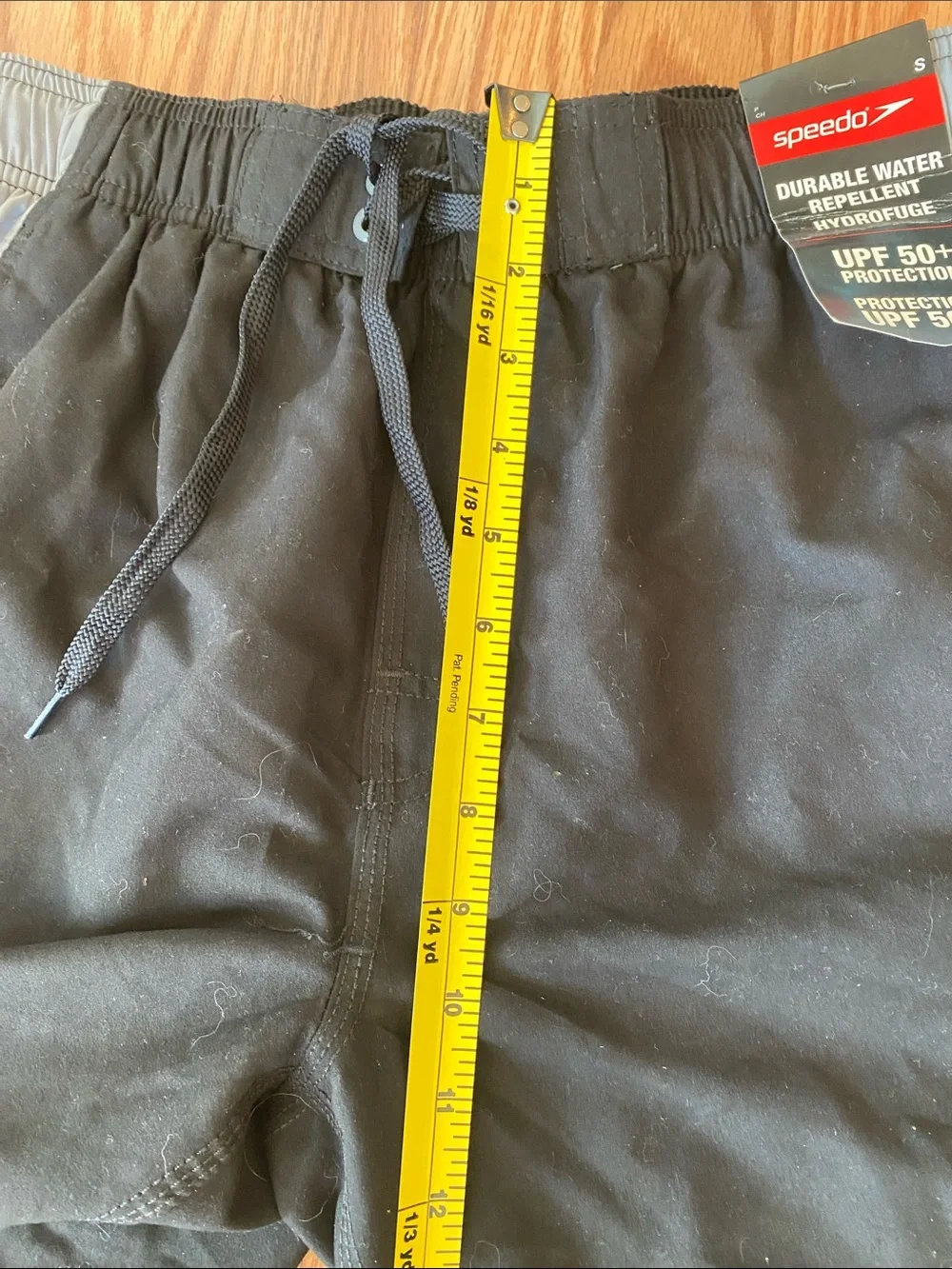 Speedo Men’s Black Swim Trunks with Gray AccentsNWT Small Summer Resort Tropical